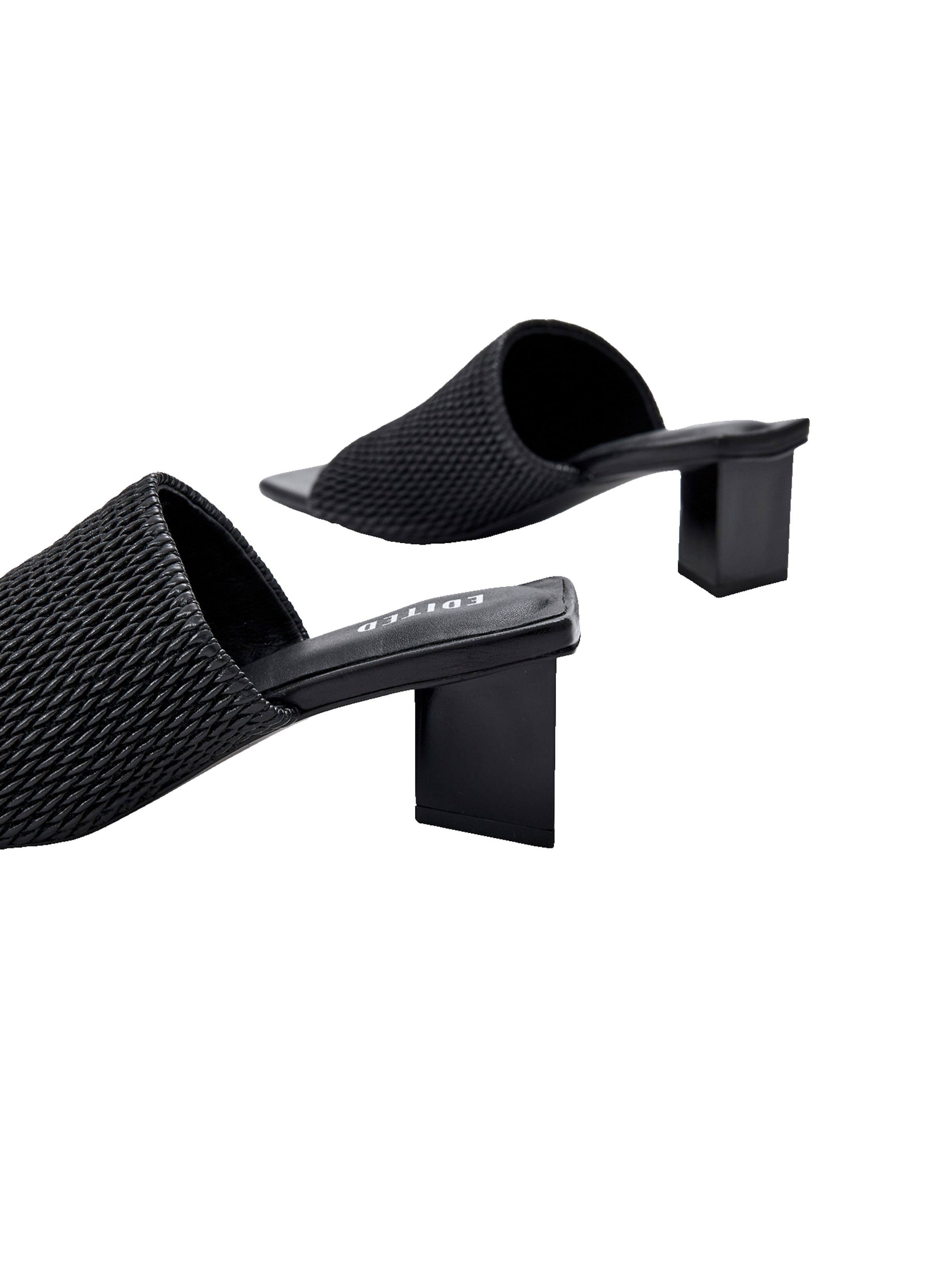 Escarpins 'Kesia' EDITED en noir