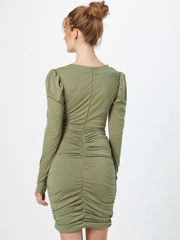 Rochie de la AX Paris pe verde