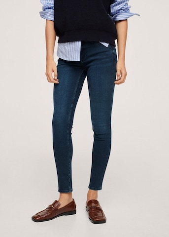 MANGO Skinny Jeans in Blue: front