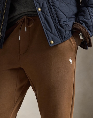 Polo Ralph Lauren Конический (Tapered) Штаны в Коричневый