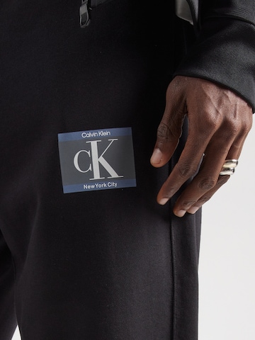Calvin Klein Конический (Tapered) Штаны в Черный