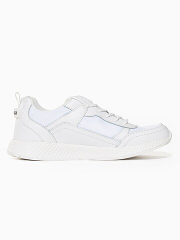 Spyder Sneakers in White