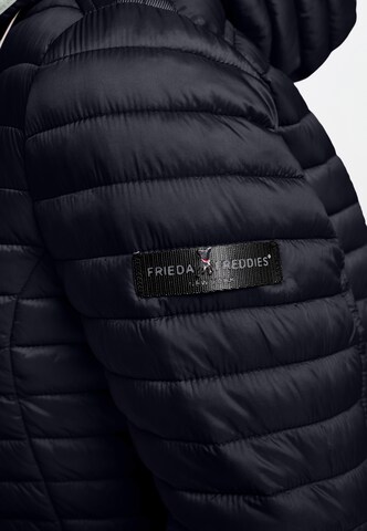 Frieda & Freddies NY Between-Season Jacket in Blue