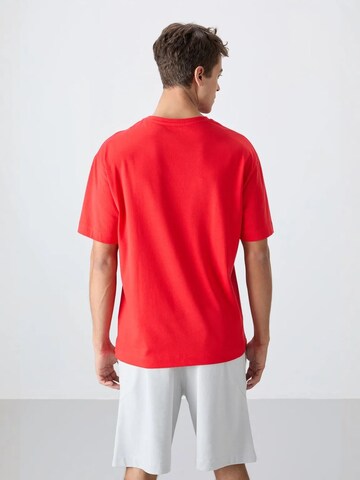 Tommy Life - Camisa em vermelho