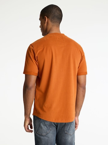 CHASIN' Shirt 'Brody' in Orange