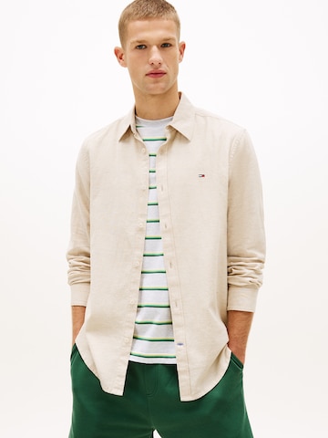 Regular fit Camicia di Tommy Jeans in beige: frontale