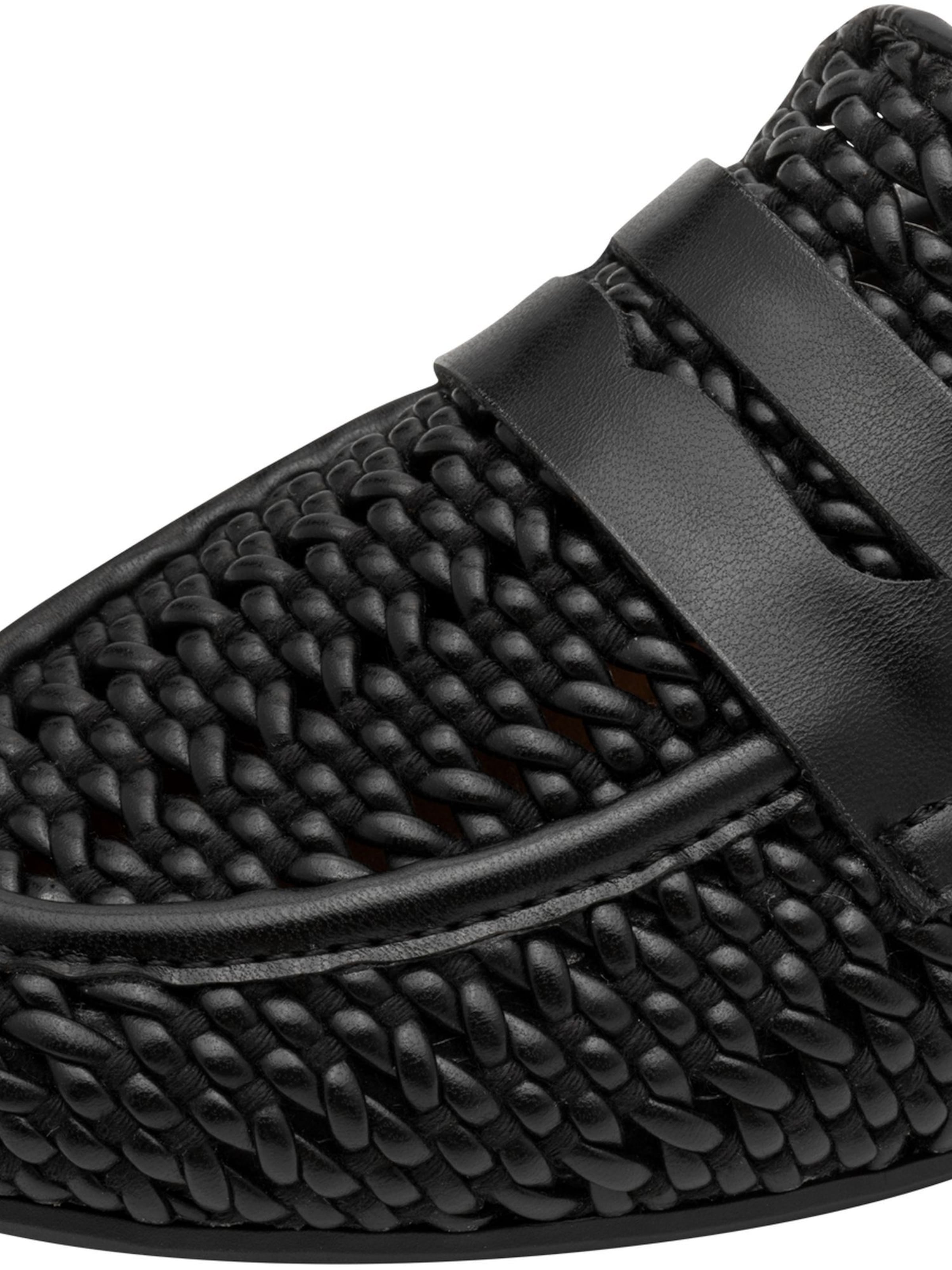 Chaussure basse MARCO TOZZI en noir