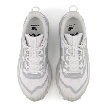 Sneaker bassa di new balance in grigio