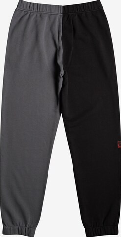 Effilé Pantalon de sport 'UPSIDEDOWN' QUIKSILVER en noir