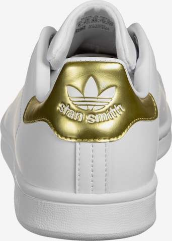 ADIDAS ORIGINALS Σνίκερ χαμηλό 'Stan Smith' σε λευκό