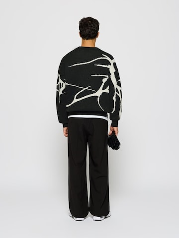 Burocs Sweater in Black