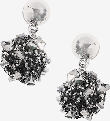 SOHI Серьги ' Janessa ' в Серебристый: спереди