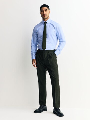 Next Regular Fit Hemd mit Krawatte in Blau
