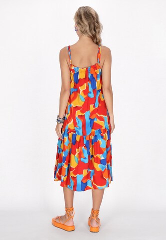 IZIA - Vestido em vermelho