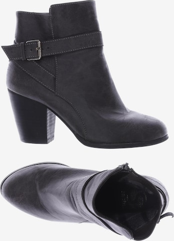 sacha Dress Boots in 37 in Grey: front