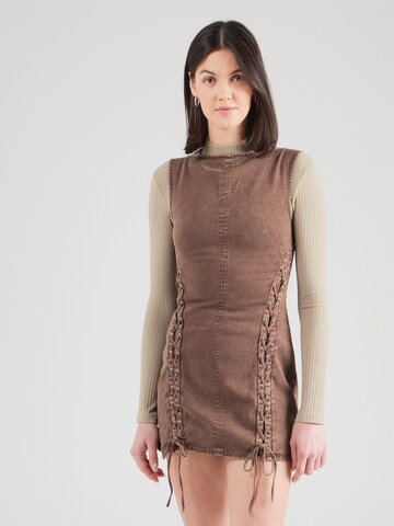 Monki Dress in Brown: front