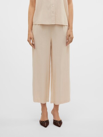 Wide leg Pantaloni con pieghe 'VMMymilo' di VERO MODA in beige: frontale