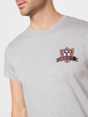 GANT T-Shirt in Grau