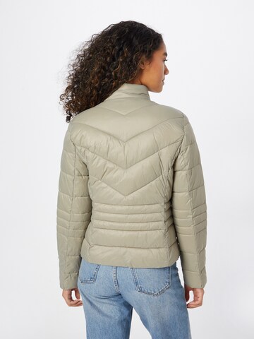 VERO MODA Between-Season Jacket 'SORAYASIV' in Green