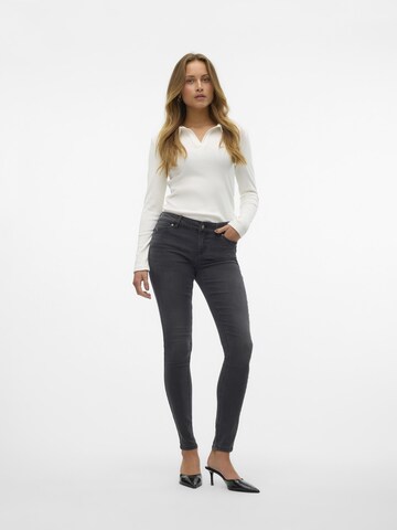 VERO MODA Skinny Jeansy 'VMSYLVIA' w kolorze szary