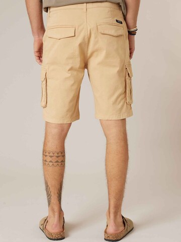 Loosefit Pantalon cargo Deeluxe en beige