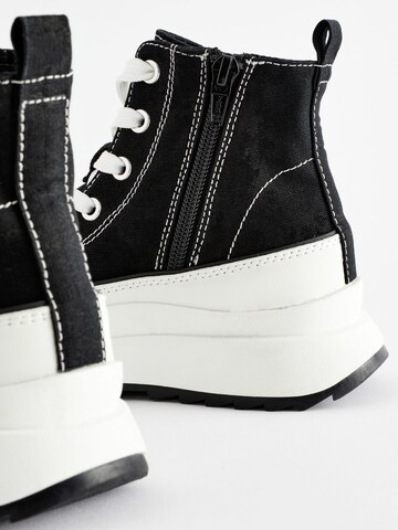 Baskets Next en noir