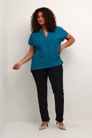 KAFFE CURVE - Blusa 'Felie' em azul