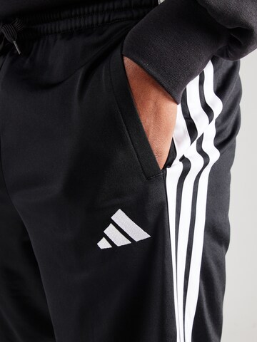 regular Pantaloni sportivi di ADIDAS SPORTSWEAR in nero