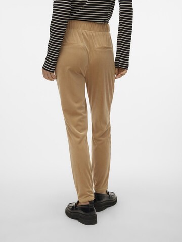 Effilé Pantalon 'Lea' VERO MODA en vert