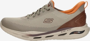 SKECHERS Sneakers laag 'Slip-Ins: Relaxed Fit' in Beige: voorkant
