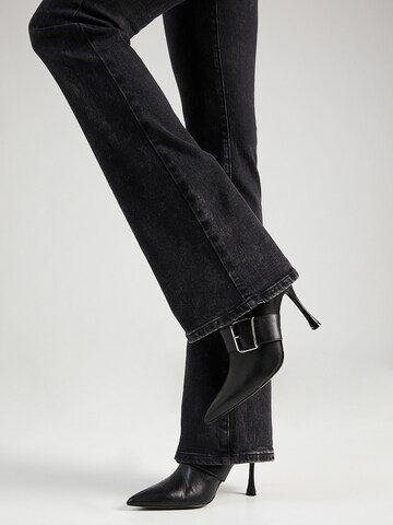 DIESEL Flared Jeans 'EBBEY' in Schwarz