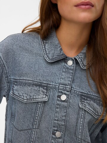 VERO MODA Between-season jacket 'VMaya' in Grey