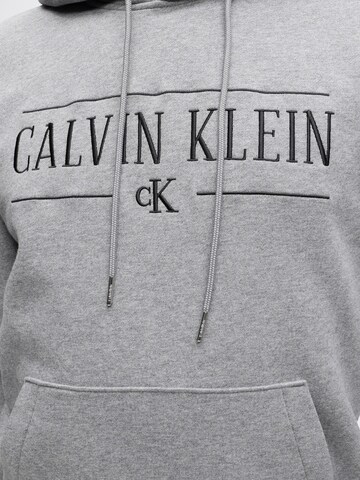 Calvin Klein Jeans Mikina – šedá
