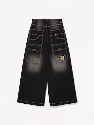 Wide leg Jeans di Bershka in nero