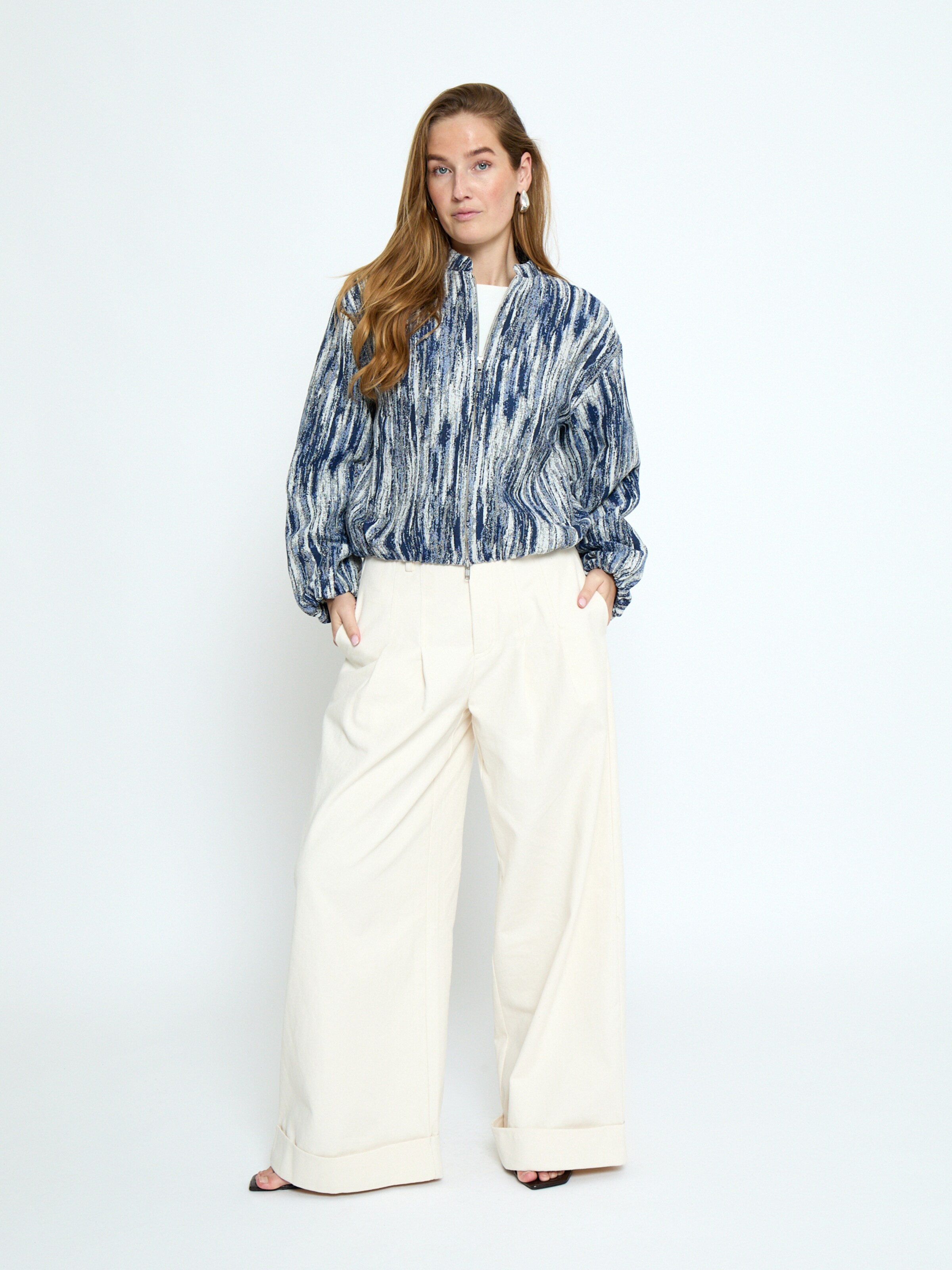 Veste mi-saison 'Bessa' minus en bleu