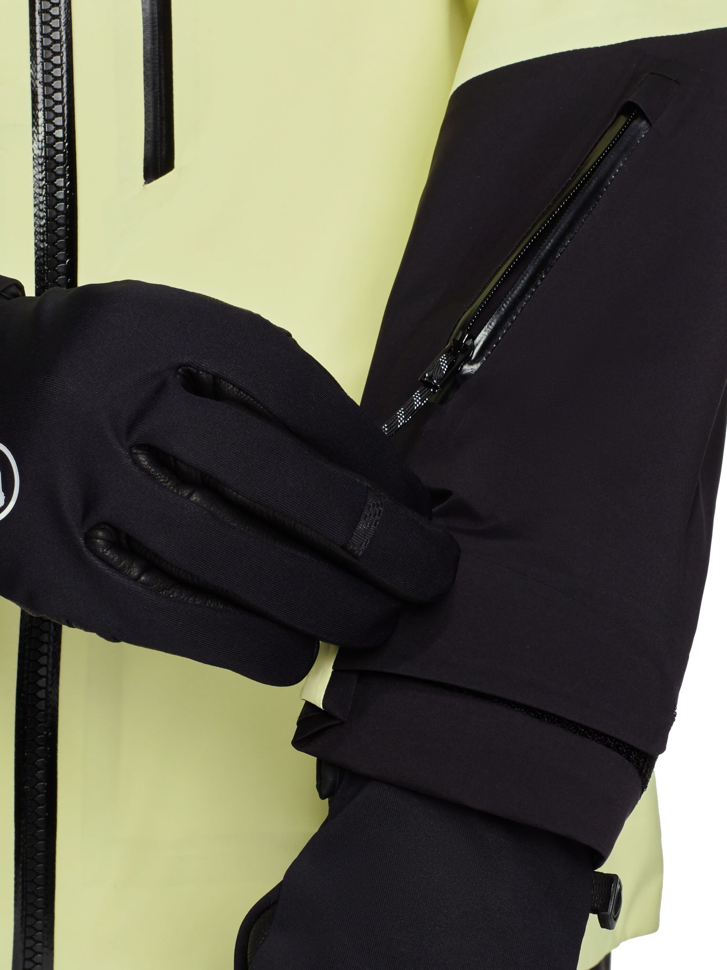 MAMMUT Outdoor Jacket 'Haldigrat' in Yellow