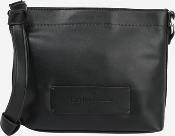 TOM TAILOR DENIM - Bolso de hombro 'Zanna' en negro: frente