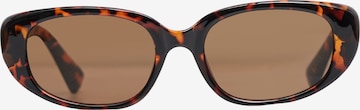 Lunettes de soleil 'ANNIKA' PIECES en noir