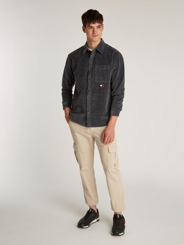 Fit confort Chemise Tommy Jeans en gris