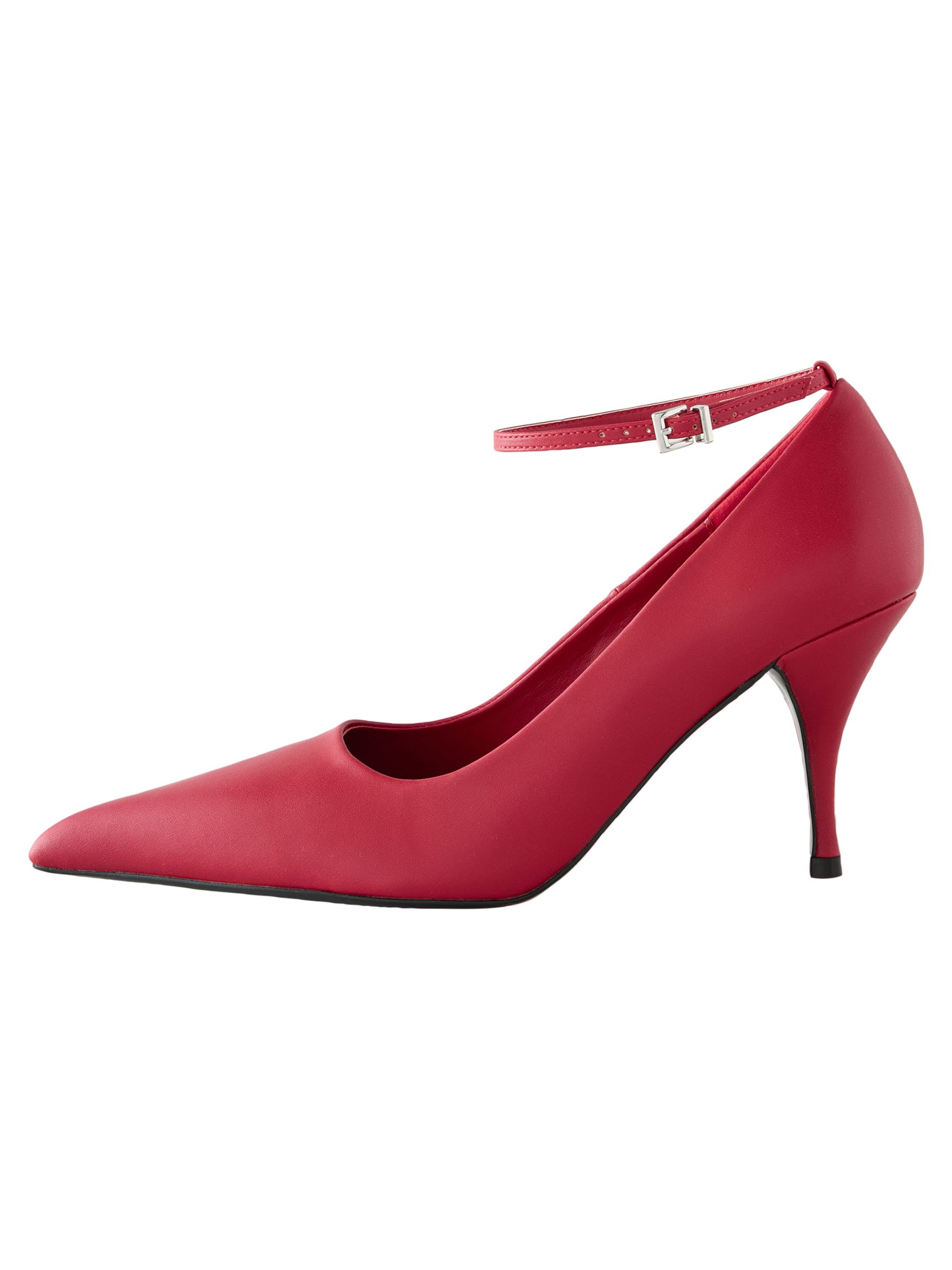 Next Pumps in Red: front