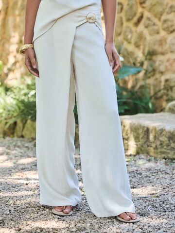 Next Wide leg Trousers in Beige: front