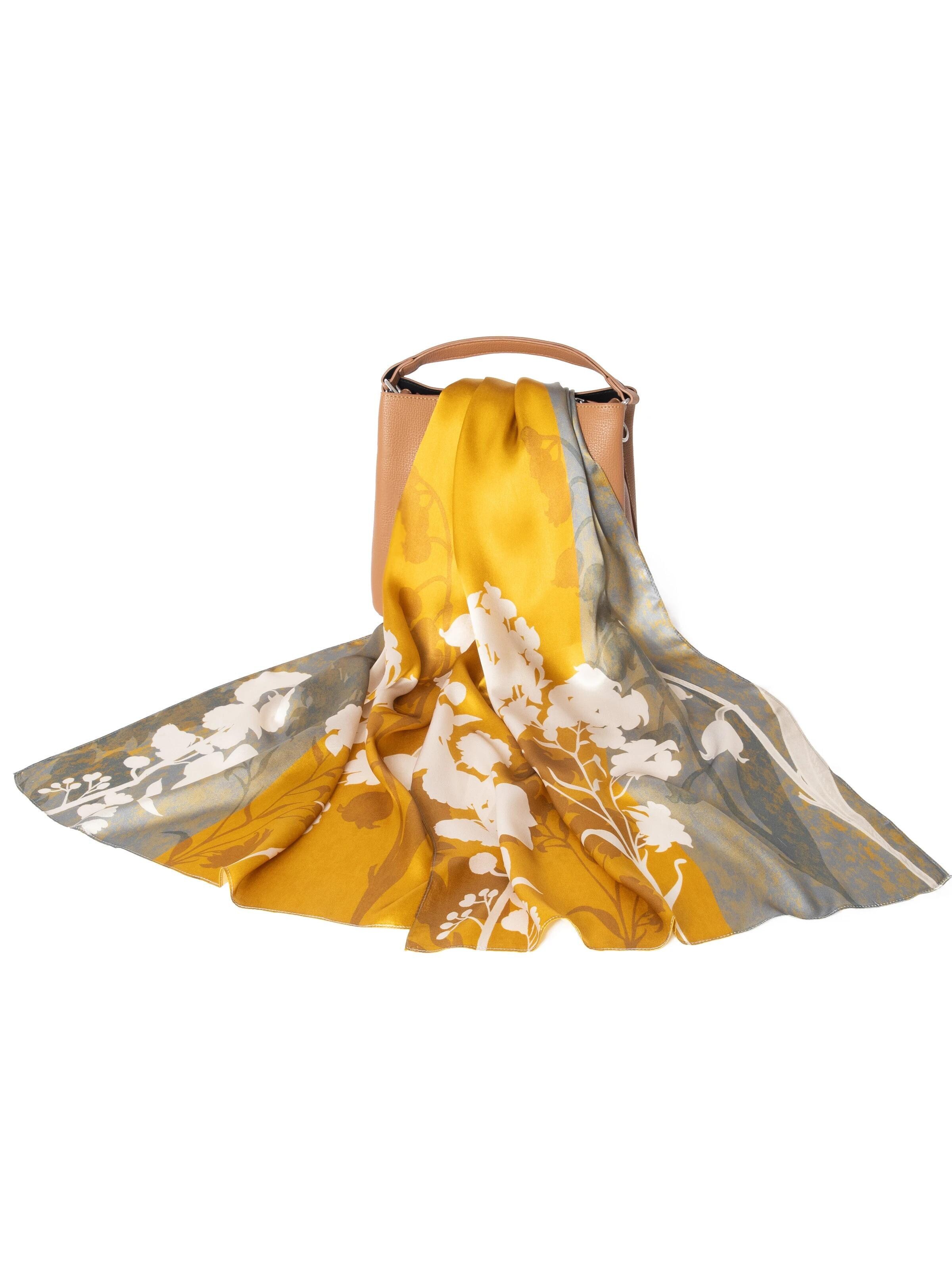 MayTree Scarf in Yellow