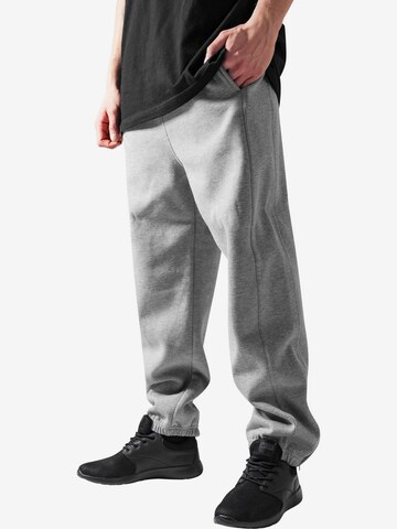 Urban Classics Tapered Trousers in Grey: front