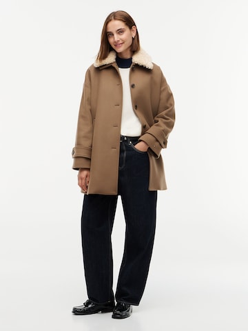 TOMMY HILFIGER Tussenmantel in Bruin: voorkant