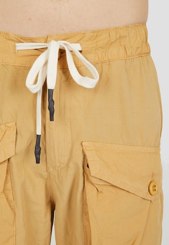 Effilé Pantalon Tom Barron en jaune