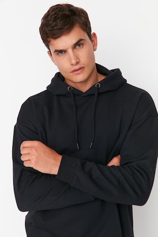Trendyol Sweatshirt in Black