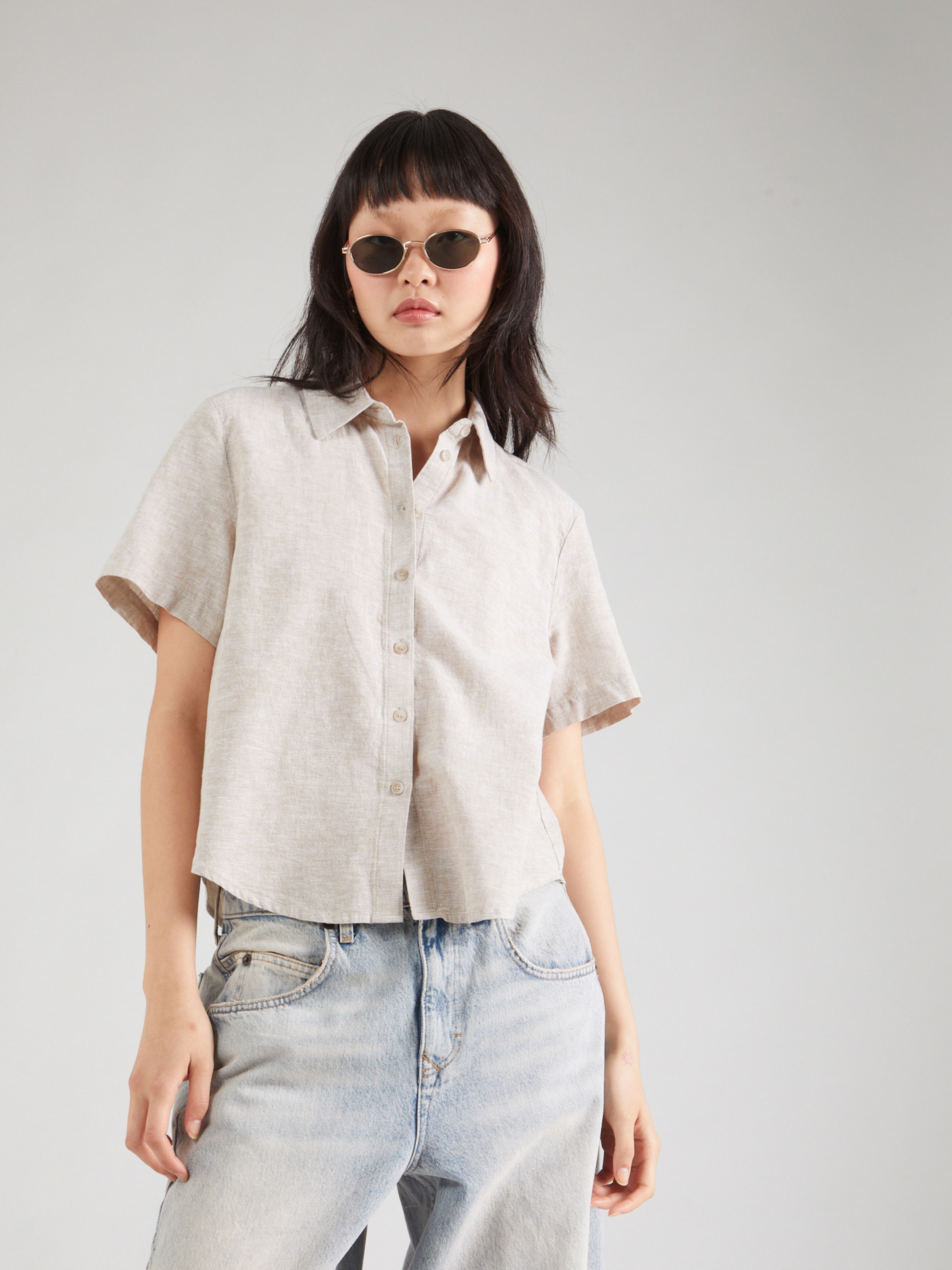 Blouses et tuniques Monki pour femmes Achetez en ligne ABOUT YOU
