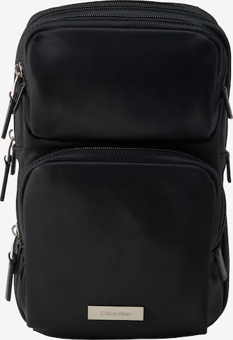 Calvin Klein Tasche 'Sling' in Schwarz: Vorderseite