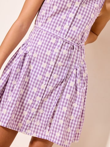 Lipsy - Vestido en lila