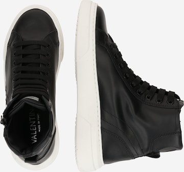 Sneaker alta di Valentino Shoes in nero
